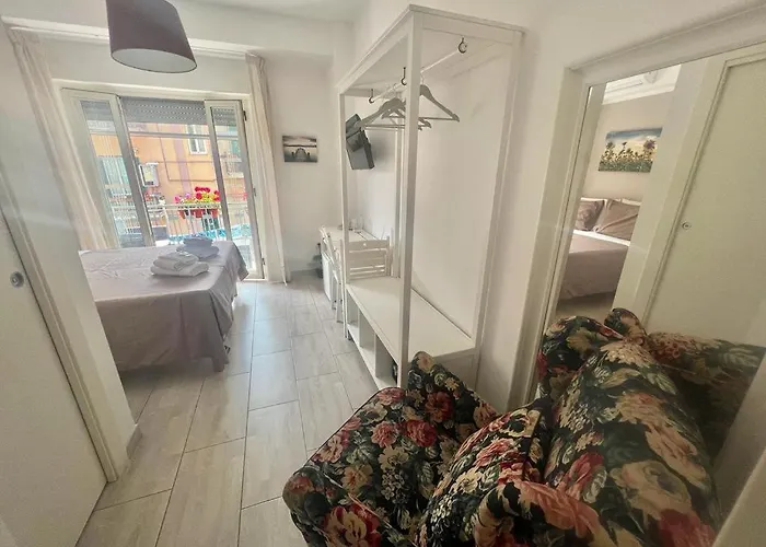 A Casa Dei Bruno 4* פוזולי