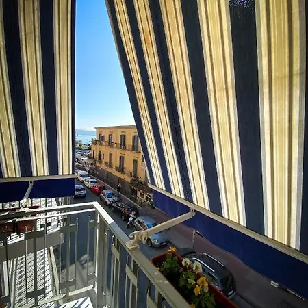 Alojamento de Acomodação e Pequeno-almoço A Casa Dei Bruno 4*